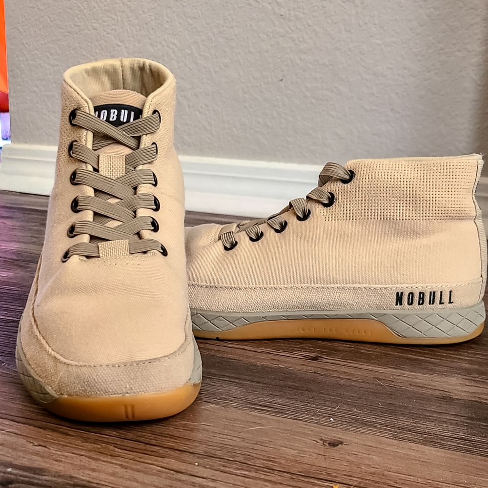 NO BULL desert canvas (mid) trainer. *Excellent*